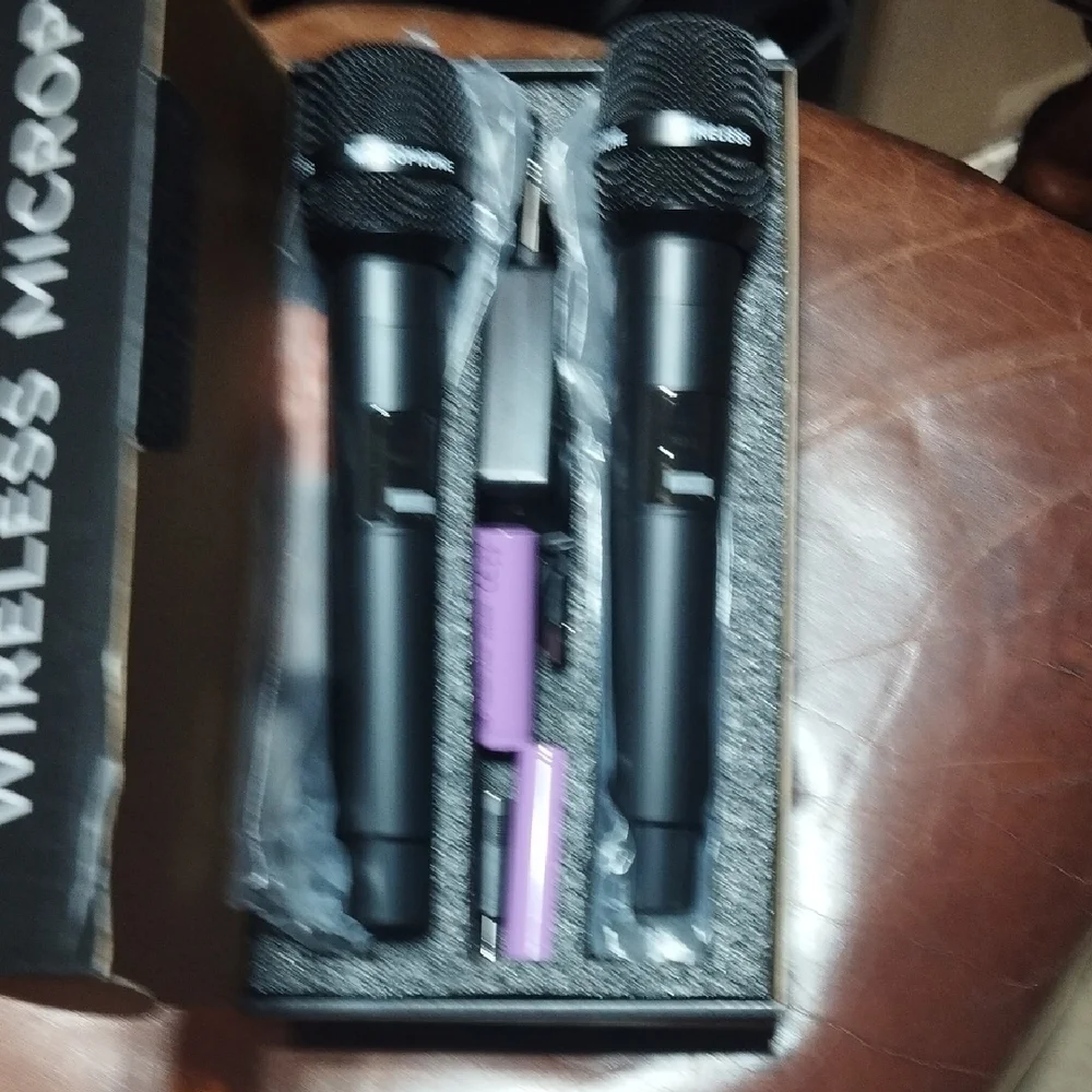 Dual Wireless Microphone System - Black